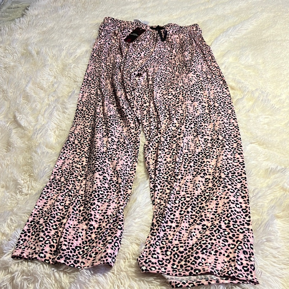 Mayfair pink leopard print pajama lounge pant L NWT